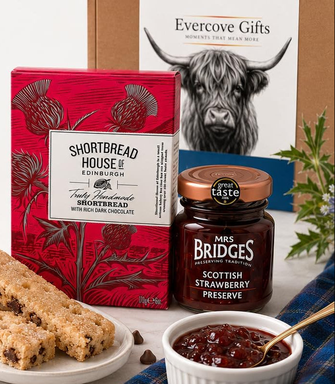 Scottish Afternoon Tea Hamper | Tea, Shortbread, Biscuits & Fudge Gift Box
